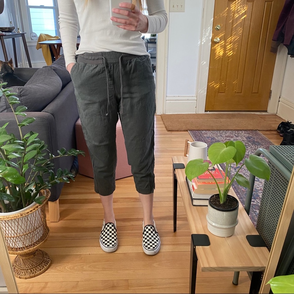 Cropped Linen Pants
